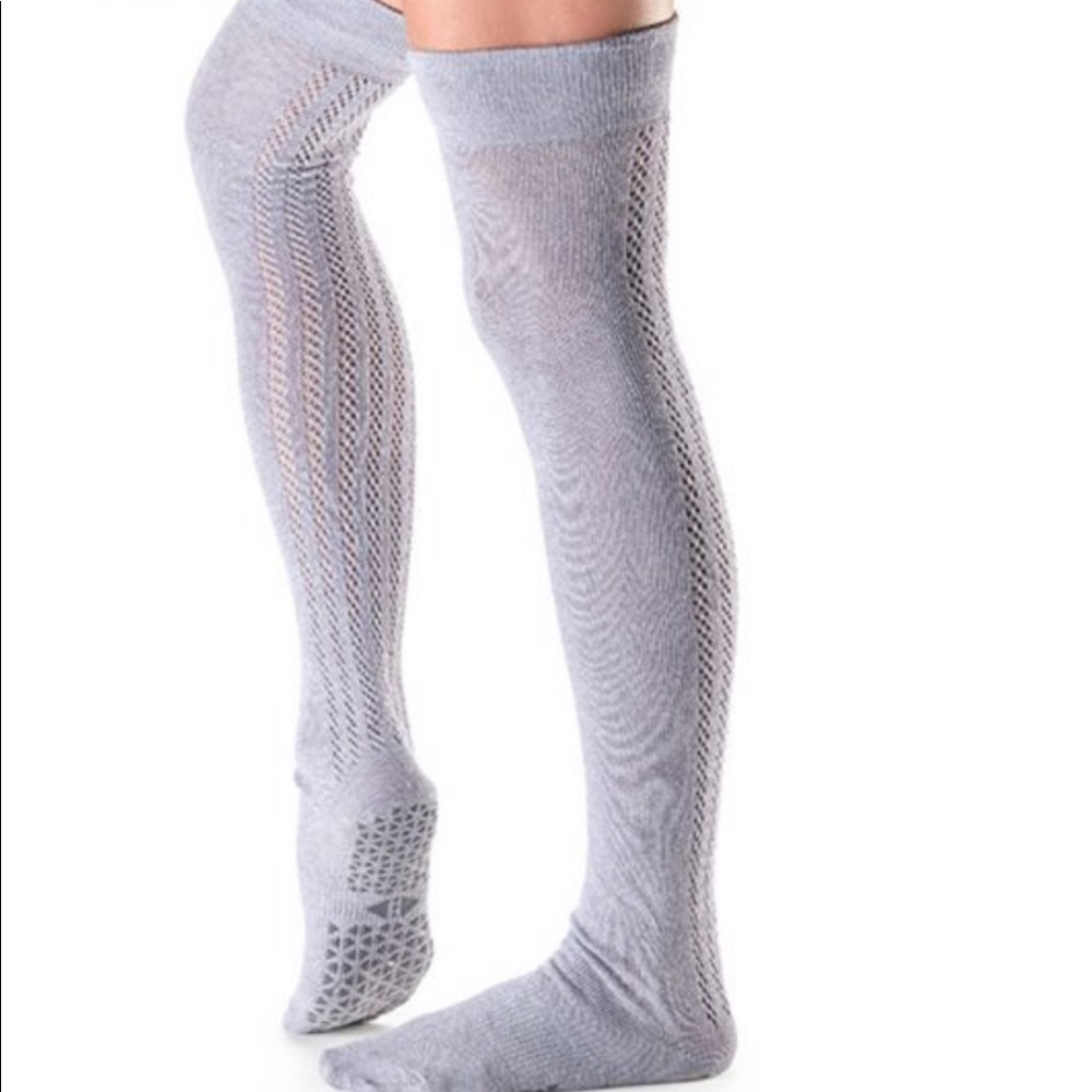 Tavi Noir Over the knee Grip socks
